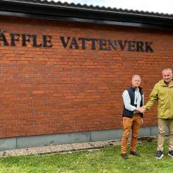 Emil Martinsson, VA-chef på Teknik- och fritidsförvaltningen (vänster) och Christian Broström, projektchef ByggDialog (höger). Foto: ByggDialog