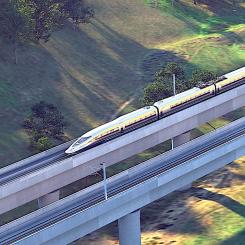 Projektet förväntas sträcka sig över cirka 800 miles (1 300 km) och kommer att slutföras i två faser: Fas 1 (totalt cirka 500 miles (800 km)) löper från storstadsområdet i San Francisco Bay Area i norra Kalifornien till storstadsområdet område av Greater Los Angeles i södra Kalifornien. Illustration: California High Speed Authority
