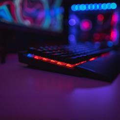 – De mest kritiska delarna av attackkedjan kan inte effektivt bekämpas utan att anta ett människocentrerat tillvägagångsätt, säger Ryan Kalember, Foto: jack b/unsplash