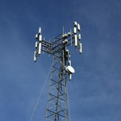 Näthyra hotar digitaliseringen varnar operatörer.  Foto: richard burlton/unsplash