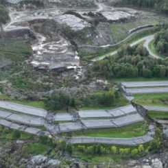Natten till den 23 september 2023 inträffade ett kraftigt jordskred i Stenungsund som raserade stora delar av E6. Foto: Trafikverket