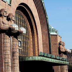Järnvägsstationens huvudentré i Helsingfors. Foto: Creative Commons Lic. kredit: RivkahPro