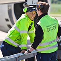 Avskaffad flygskatt bör följas av av fler nödvändiga reformer och beslut, enligt Svenska regionala flygplatser. Foto: Svenska regionala flygplatser