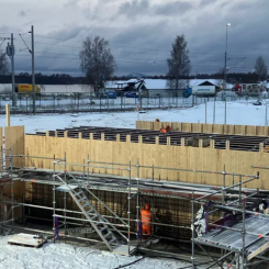 Trafikverket sätter form och armering för den nya gång- och cykeltunneln. Foto: Trafikverket