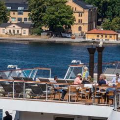 Antal passagerare i svenska hamnar uppgick till totalt 25,2 miljoner 2022 vilket är en ökning med 47 procent från 17,2 miljoner passagerare år 2021. Foto: Mostphotos