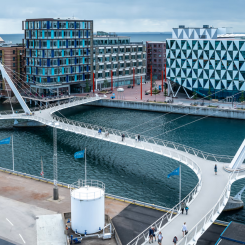 Varvsbron och södra hamnbassängen vid Oceanhamnen. Foto: Helsingborgs stad
