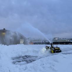 Robotiserad snöskottning på hustak. Foto: Heimstaden