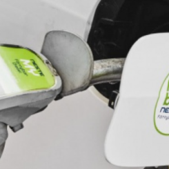 HVO100 har samma prestanda som fossil diesel. Foto: Neste