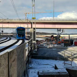 Lidingöbanan på Gamla Lidingöbron. Foto: SL