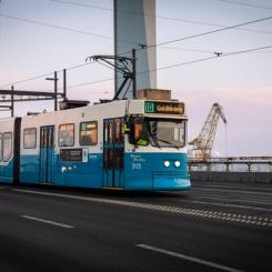 I december börjar linje 10 och nya linje 12 att köra till Lindholmen. Foto: Eddie Löthman