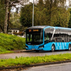 De två kontrakten innefattar totalt cirka 165 tursatta bussar  Foto: Västtrafik