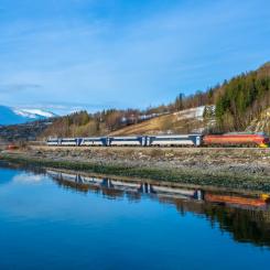 Nordlandsbanen. Efter olyckan i Finneidfjord har situationen förvärrats. Tre lok är i drift, varav ett i reserv. Ett fjärde genomgår just nu omfattande underhåll och anpassning till ERTMS. Foto: SJ Norge