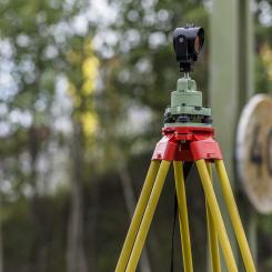 Uppdraget inkluderar bland annat ett byte av 2 100 meter spår och fyra nya växlar. Foto: Infrakraft