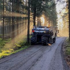 Beläggningsarbete. Foto: Peab