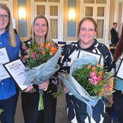 Årets vinnare tar emot pris på eventet Årets innovation. Foto: SBUF