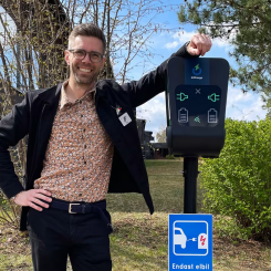 Eric Kling, IT-, fastighet- och hållbarhetsansvarig på Sigtunahöjdens parkering. Foto:  Sigtunahöjden