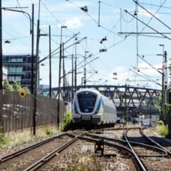 Nu rullar tågen igen efter sommarens arbeten. Foto: Trafikverket