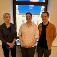 Från vänster: Kerstin Grönman, Yasmine Arriaga och Josef Nordlund. Foto: Structor.