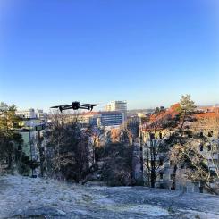 Med hjälp av drönarteknik kan Sundbyberg effektivisera sin stadsplanering, miljöarbete och infrastruktur. Foto: Sundbybergs stad