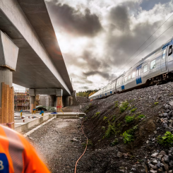 Sveab anlägger parkområde i Järna stationsområde. Foto: Sveab