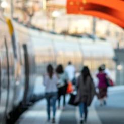 Flera arbeten utförs vilket påverkar tågtrafiken. Resenärerna uppmanas att räkna med långa restider. Foto: Trafikverket
