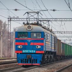 Ukrainarna har funnit att järnvägen är det bästa och snabbaste sättet att transportera mycket soldater och materiel. Bild: Andrey Kurmelyov, CC BY-SA 4.0