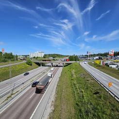 Upplands Väsby kommun vill att E4 breddas med två nya körfält och en fullt utbyggd trafikplats norr om trafikplats Glädjen. Foto: Daniel Jansson, Upplands Väsby kommun