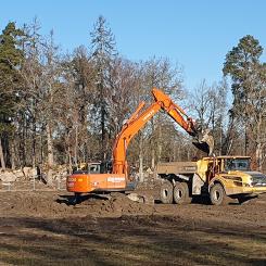Genom att anlägga våtmark sparas det dricksvatten som tidigare togs från kommunala vattenledningsnätet och som motsvarade årsförbrukningen för cirka 120 hushåll. Foto: Upplands Väsby kommun