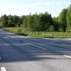 Peab bygger om väg 27 mellan Backaryd och Hallabro. Foto: Peab
