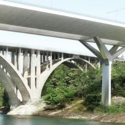 Den nya Skurubron i Nacka är nominerades till IABSE:s internationella pris för bästa utformning i kategorin ”stora väg- och järnvägsbroar” 2024. Foto: Trafikverket.