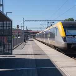 Ett Reginatåg på väg till Göteborgs centralstation. Foto: Wikimedia Commons